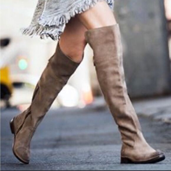 FRYE Women's Shirley Over-The-Knee Engineer Boot Size 5.5 NEW Smoke Color - Picture 1 of 15